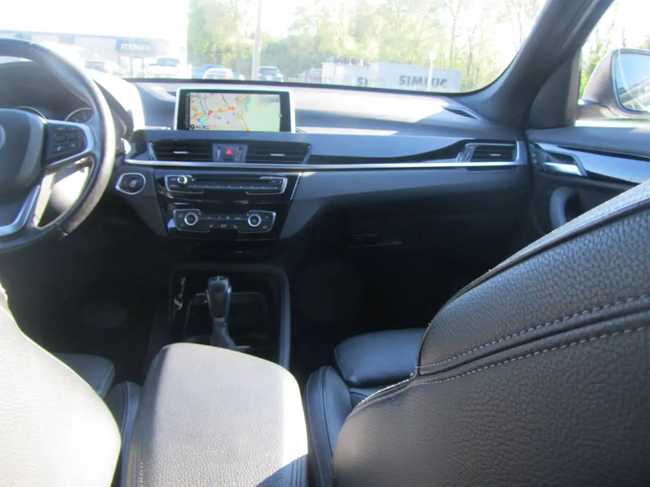 BMW X1 photo BMW X1