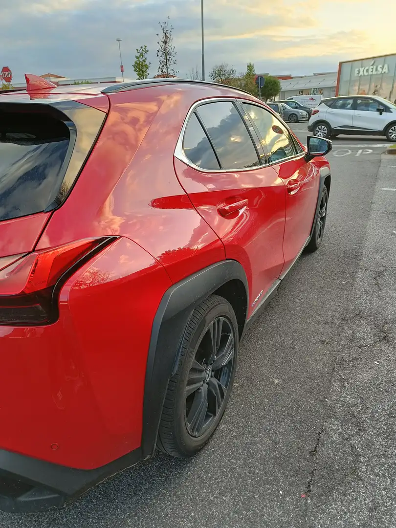 Lexus UX 250h UX 2019 250h 2.0 Midnight 2wd cvt Roşu - 2