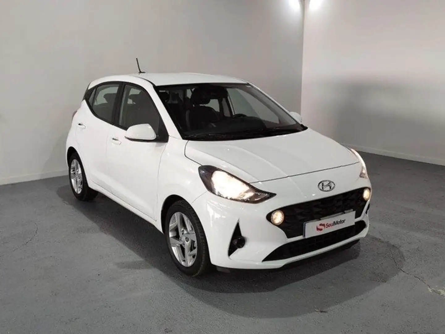 Hyundai i10 1.0 MPI Klass Blanco - 1