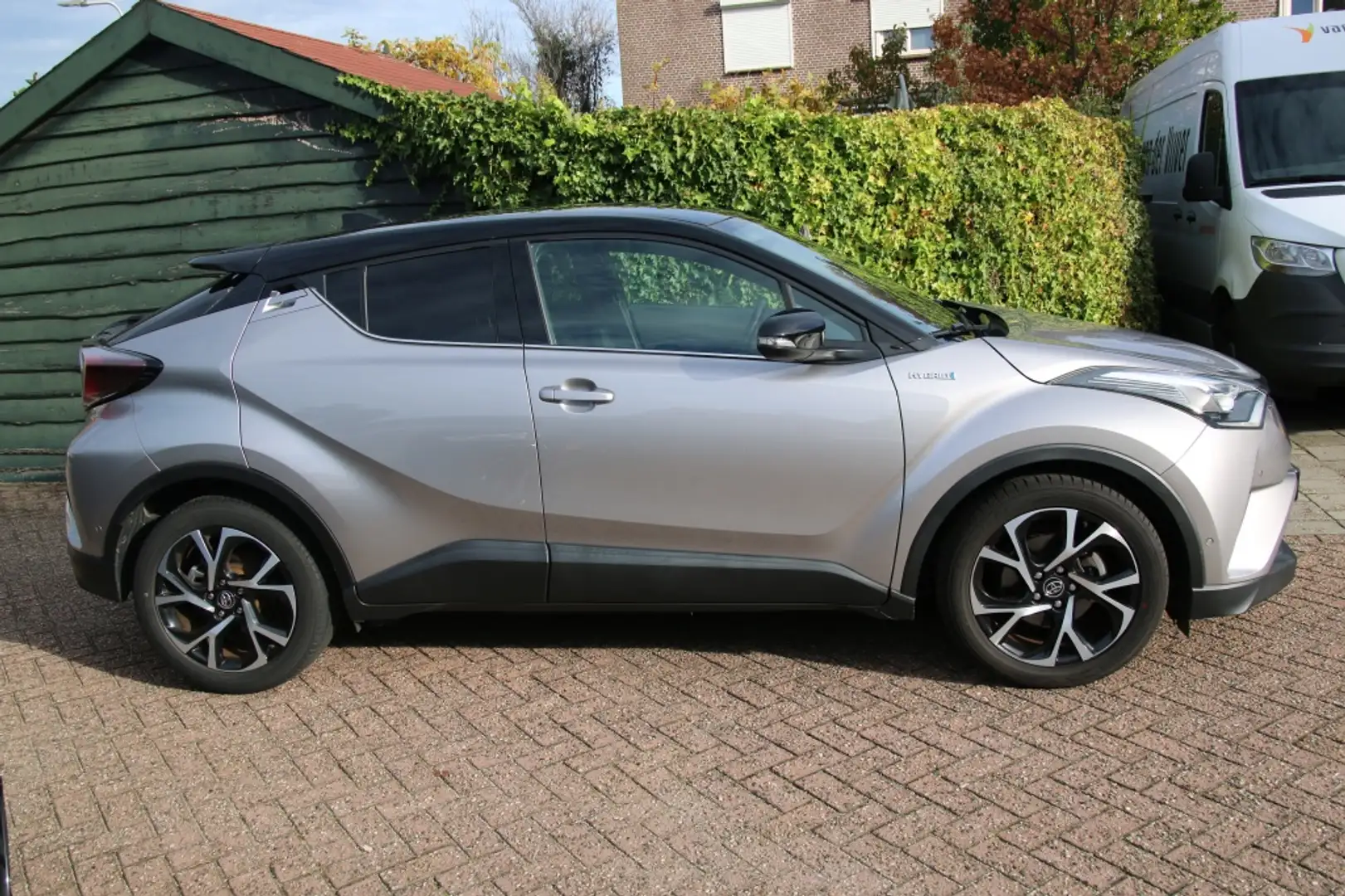 Toyota C-HR 1.8 Hybrid Bi-Tone Gris - 2