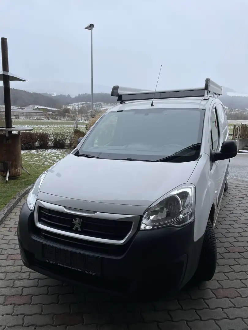 Peugeot Partner Weiß - 2