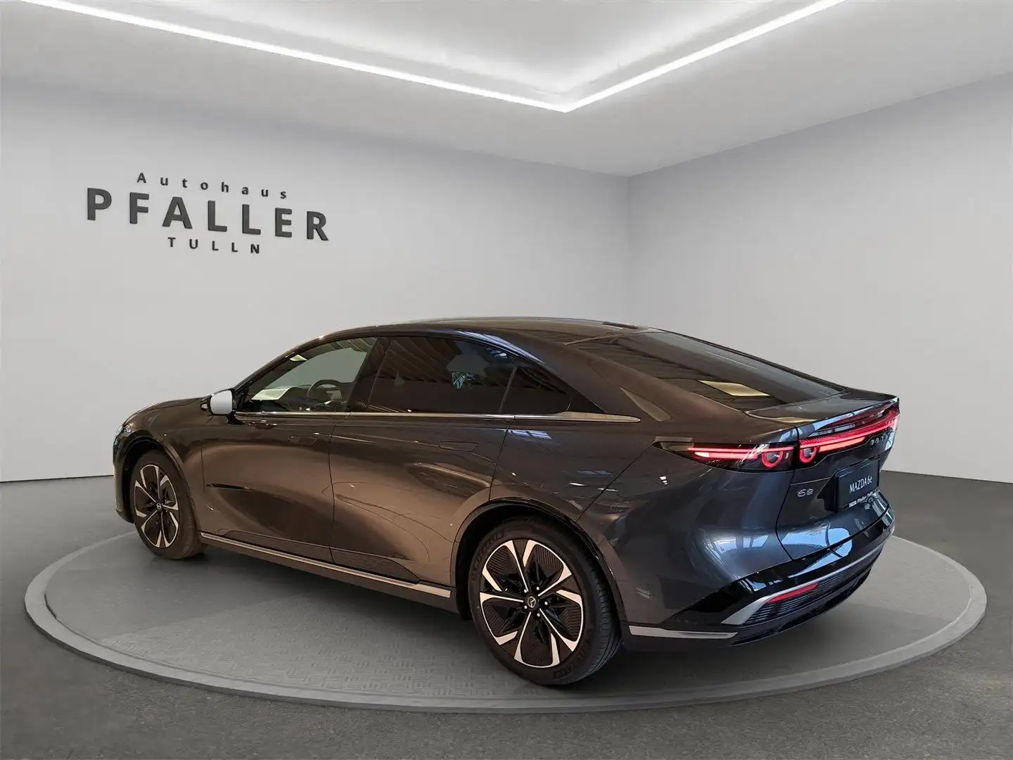 Mazda 6e Standard Range 258 PS Takumi Grijs - 2