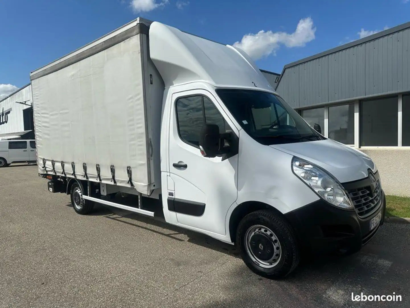 Renault Master 27490 ht 20m3 hayon PLSC - 1