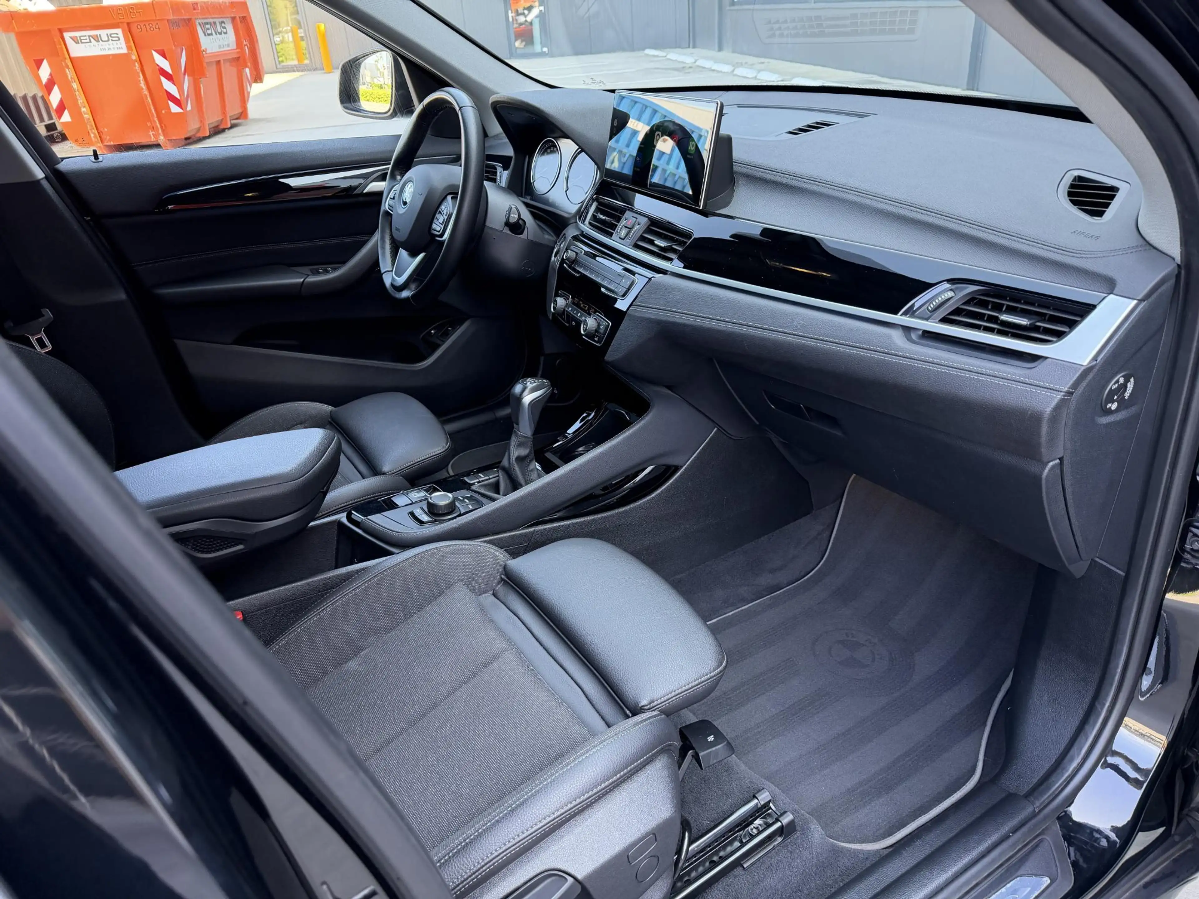 BMW X1 xDrive25e Exec. Sport Line, Carplay, Camera, LED — photo 14