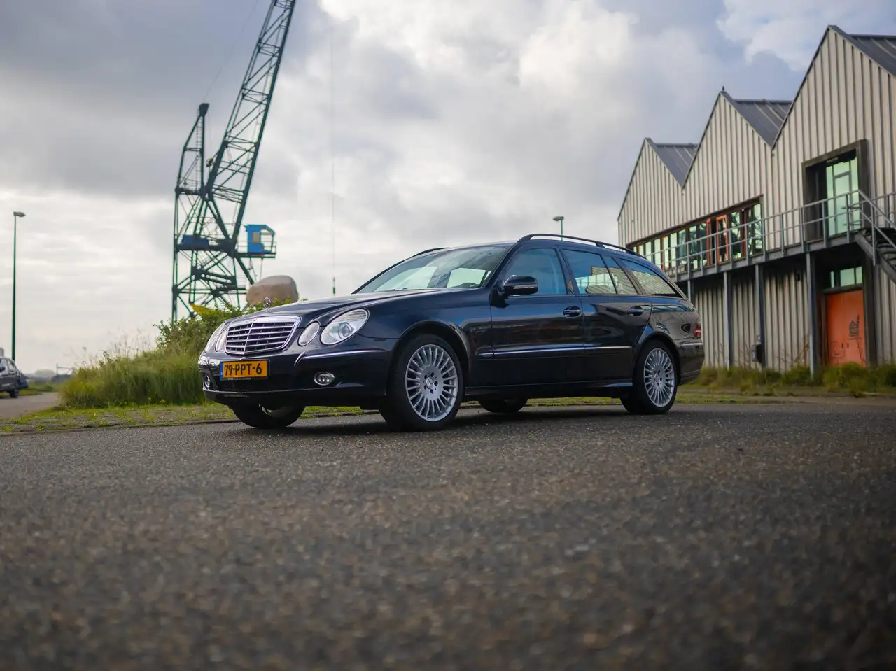 Mercedes-Benz E 280
