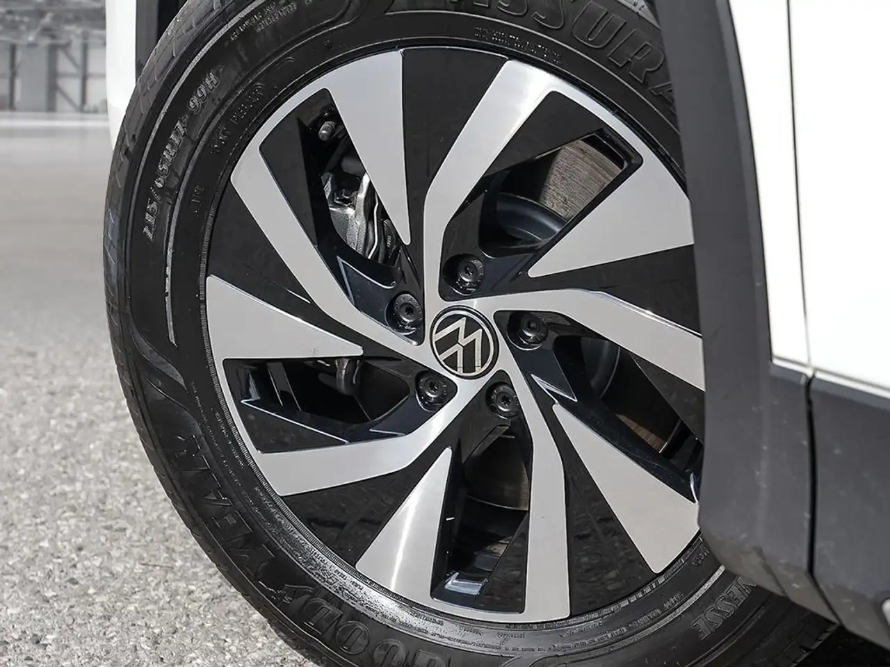 Volkswagen Tiguan снимка Volkswagen Tiguan