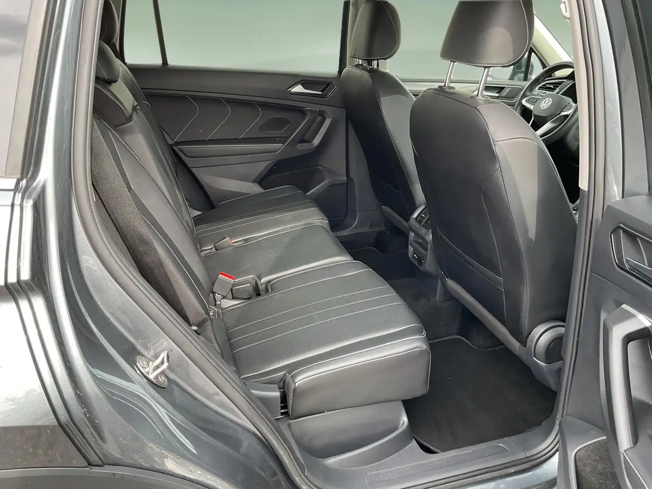 Volkswagen Tiguan снимка Volkswagen Tiguan