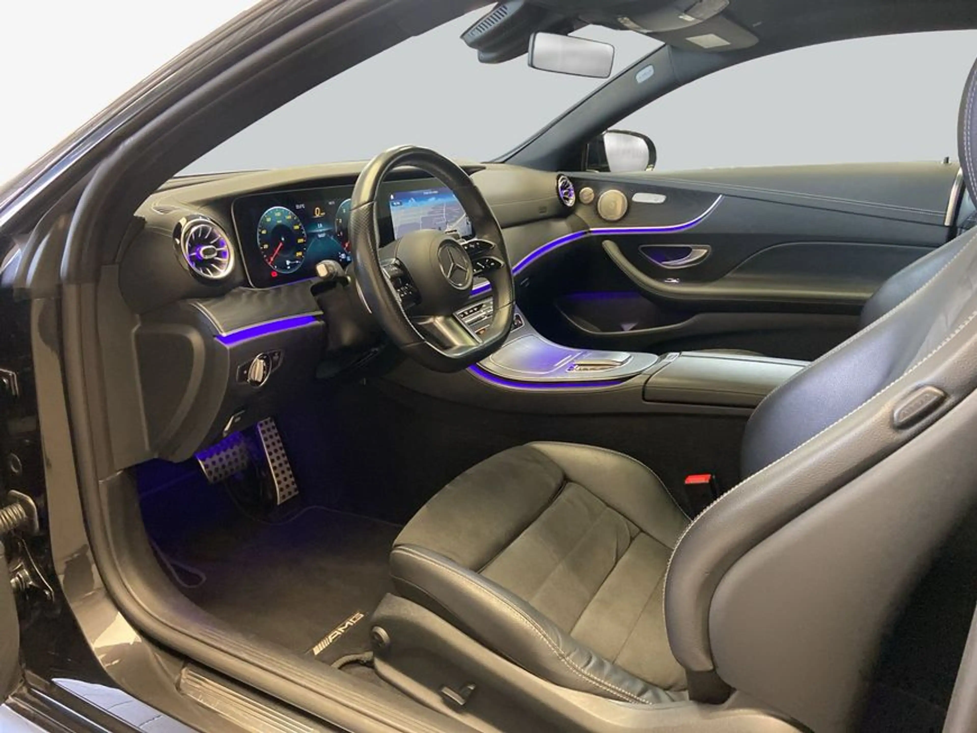 Mercedes-Benz E 450 E-Klasse — photo 9