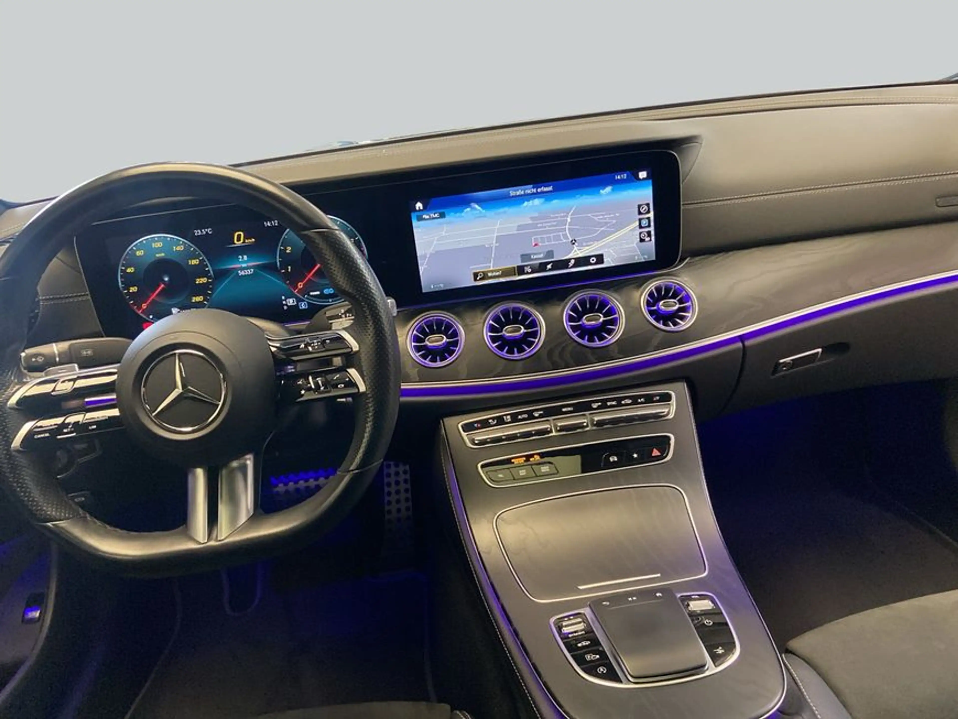 Mercedes-Benz E 450 E-Klasse — photo 13