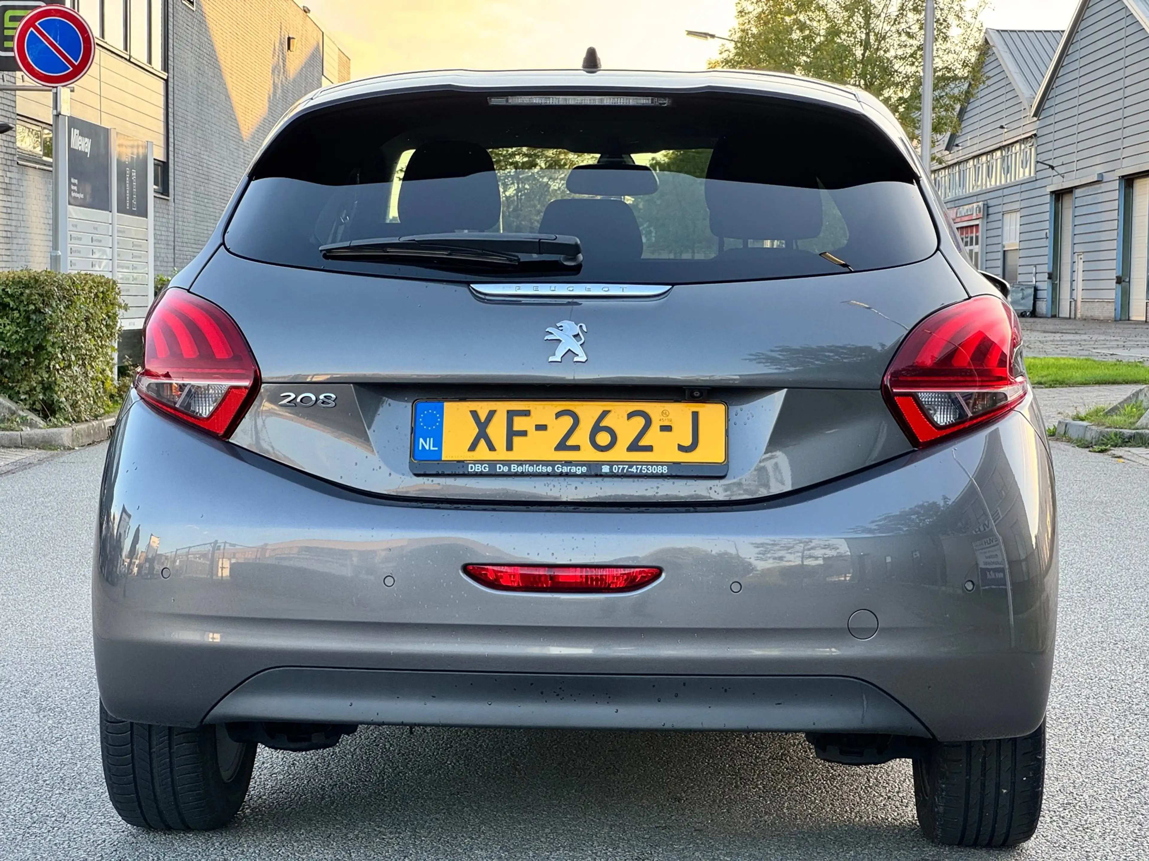 Peugeot 208 1.2 PureTech Active — photo 19