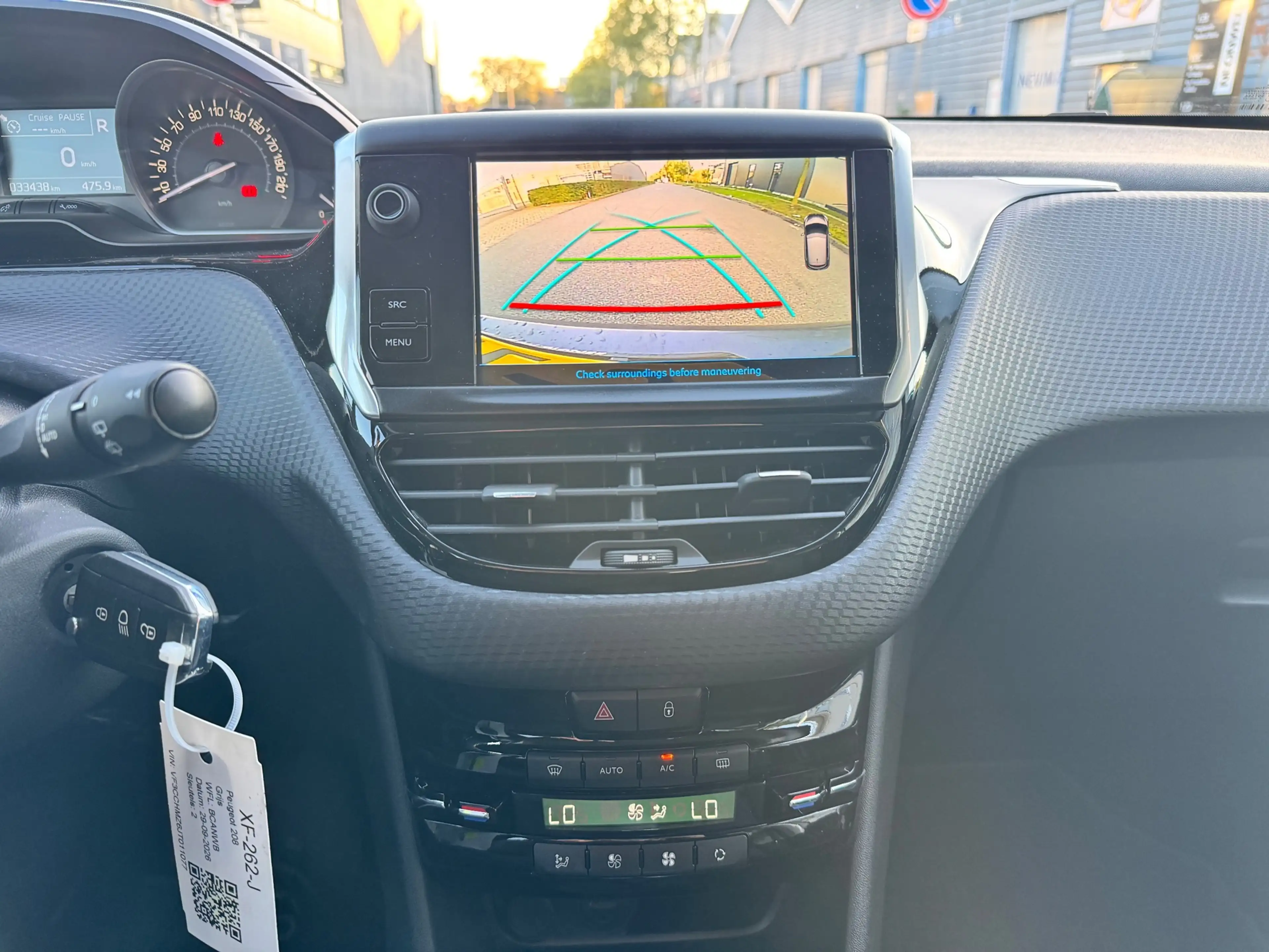 Peugeot 208 1.2 PureTech Active — photo 7