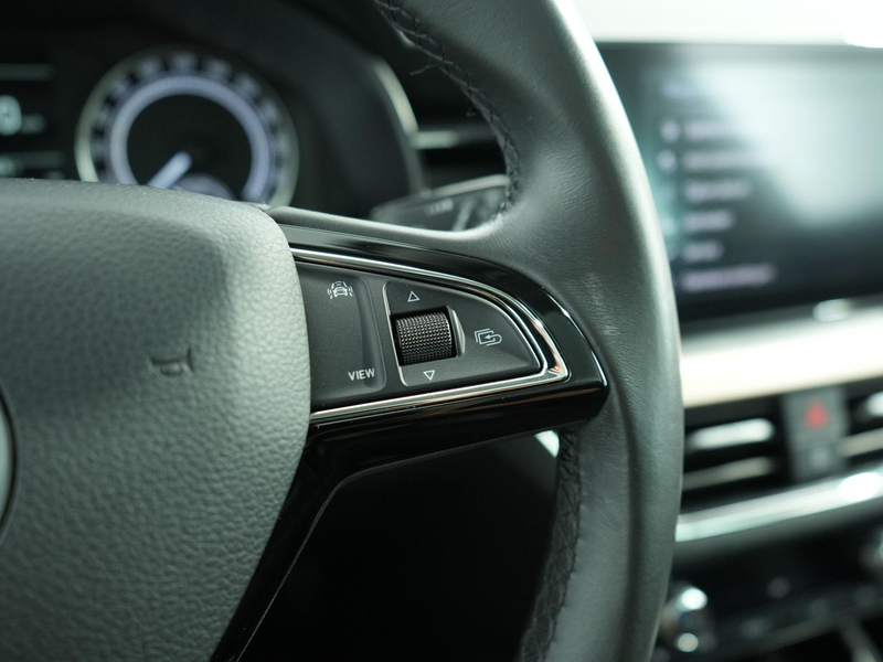 Skoda Scala 1.0 TSI First Edition | Pano | Stoelverwarming | C — photo 23