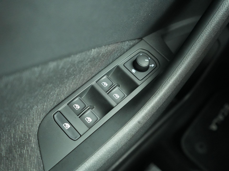 Skoda Scala 1.0 TSI First Edition | Pano | Stoelverwarming | C — photo 27
