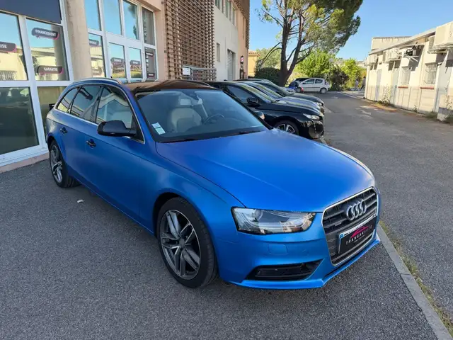 Audi A4 view 3