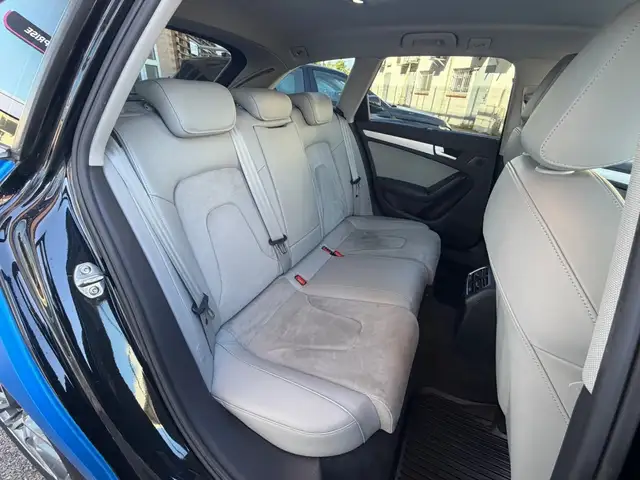 Audi A4 view 13