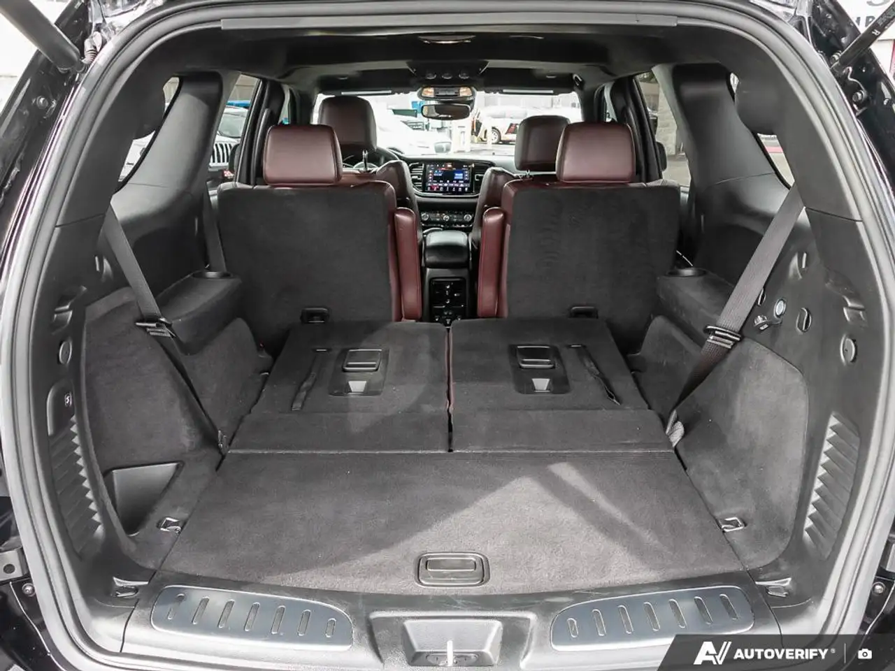 Dodge Durango снимка Dodge Durango
