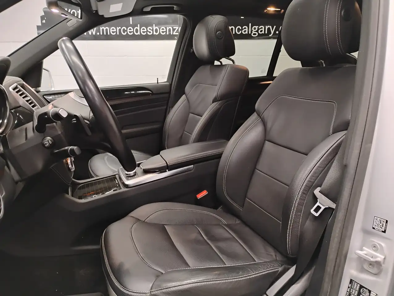 Mercedes-Benz M-Class снимка Mercedes-Benz M-Class