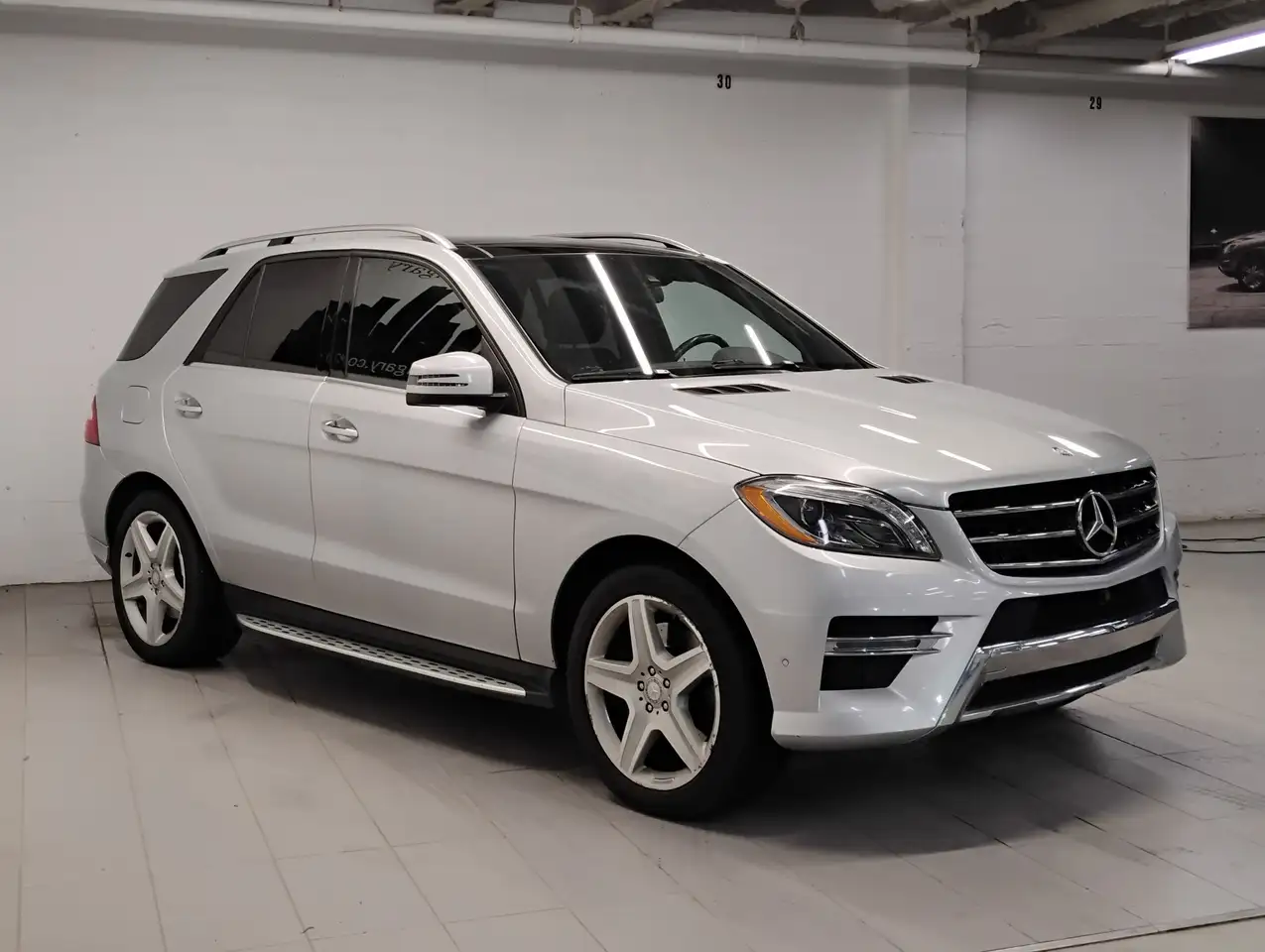 Mercedes-Benz M-Class снимка Mercedes-Benz M-Class