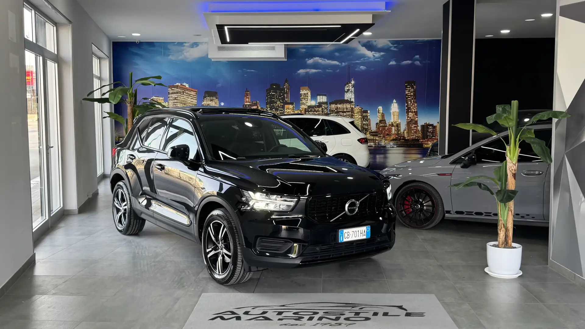 Volvo XC40 2.0 d3 R-design geartronic my20 - 1