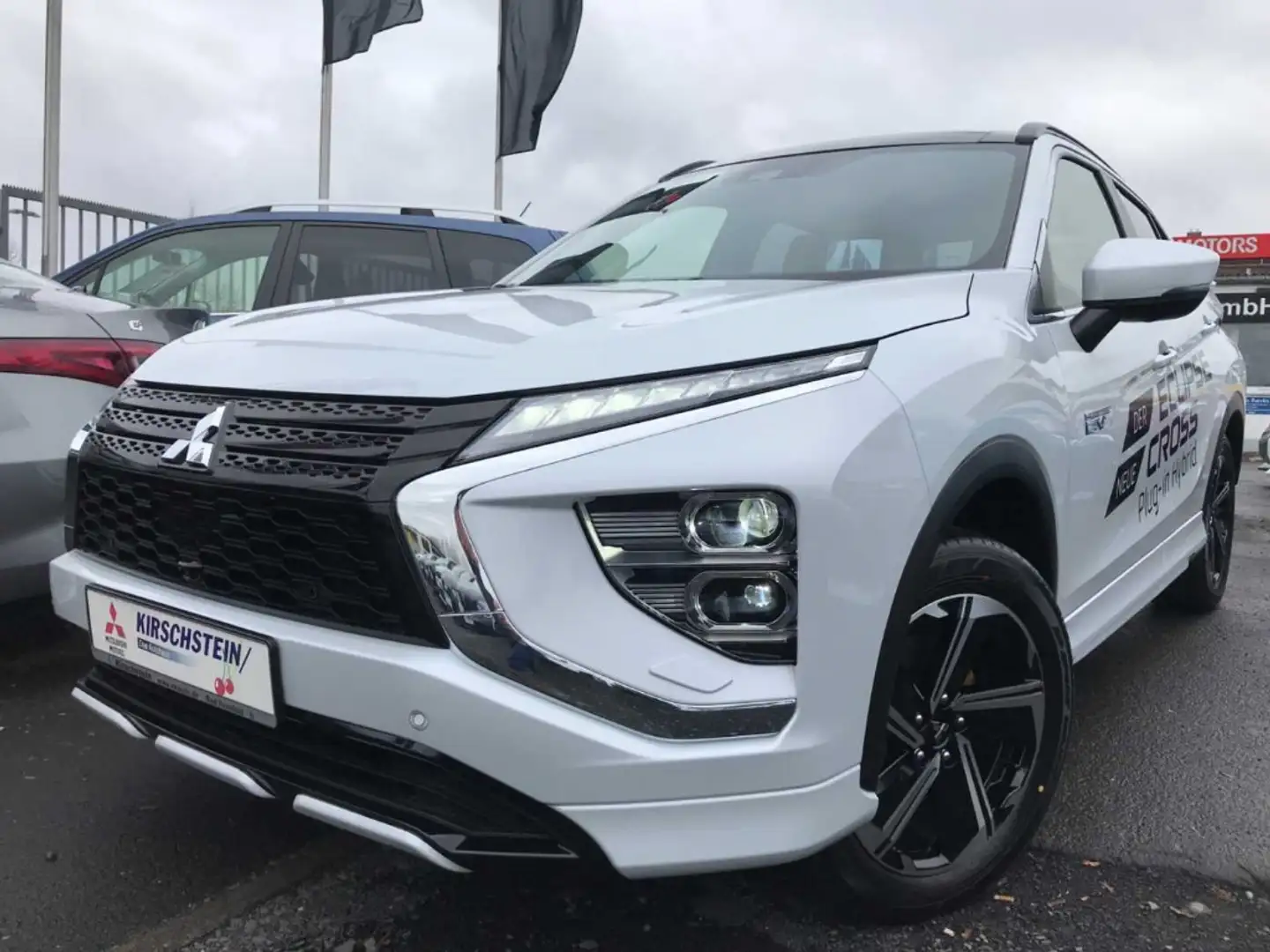 Mitsubishi Eclipse Cross Plug-In Hybrid Top WR Leder Head-Up White - 1