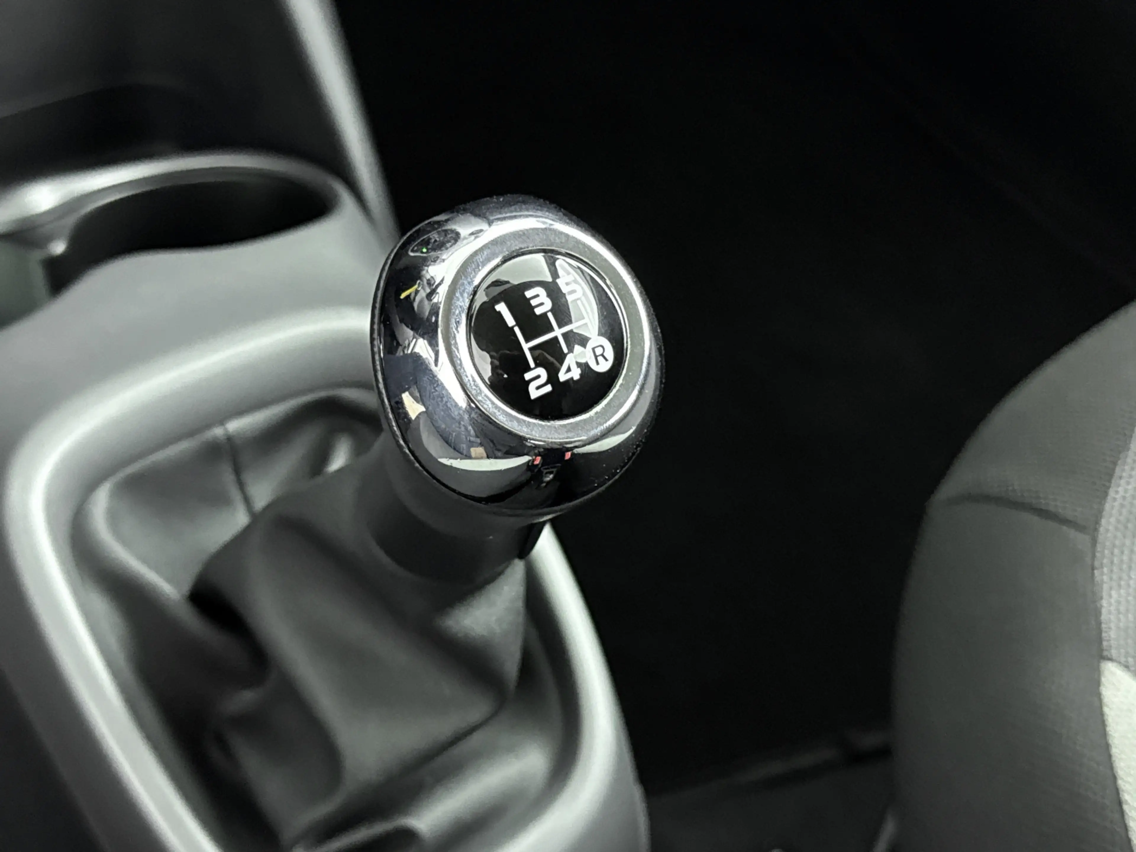 Toyota Aygo 1.0 VVT-i x-play | BTW voertuig | Dealer onderhoud — photo 11