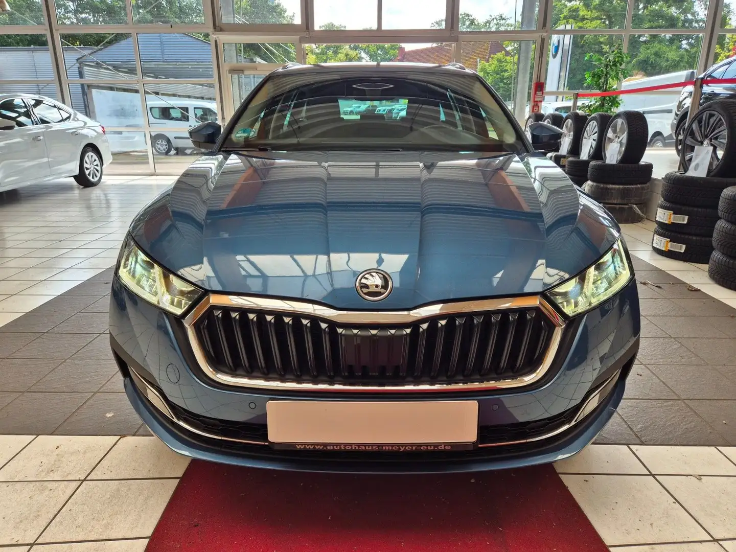 Skoda Octavia Combi Style Navi LED Kamera 1Hand Blau - 1