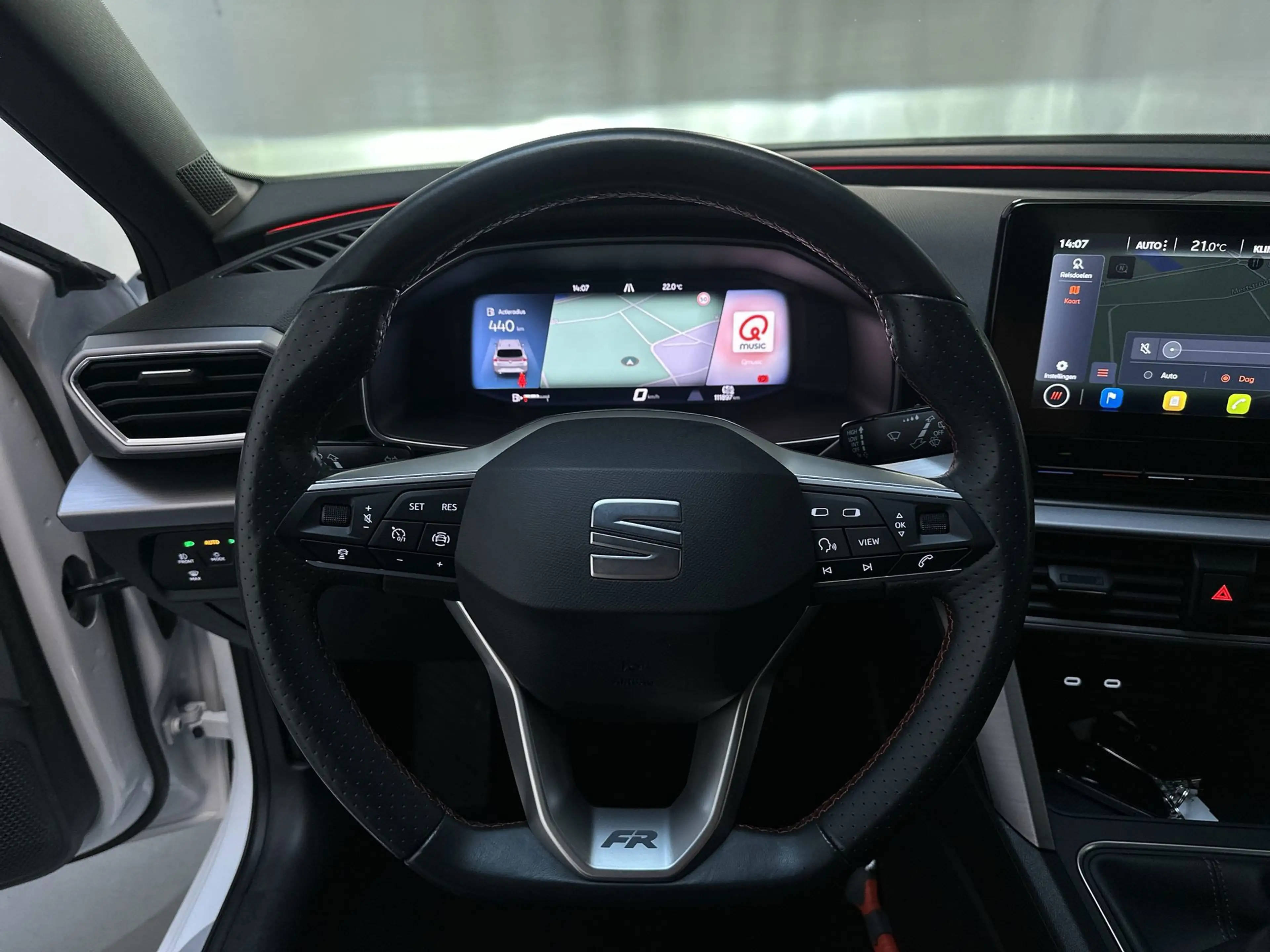 SEAT Leon Sportstourer 1.0 TSI FR Business Intense Camera Sf — photo 7