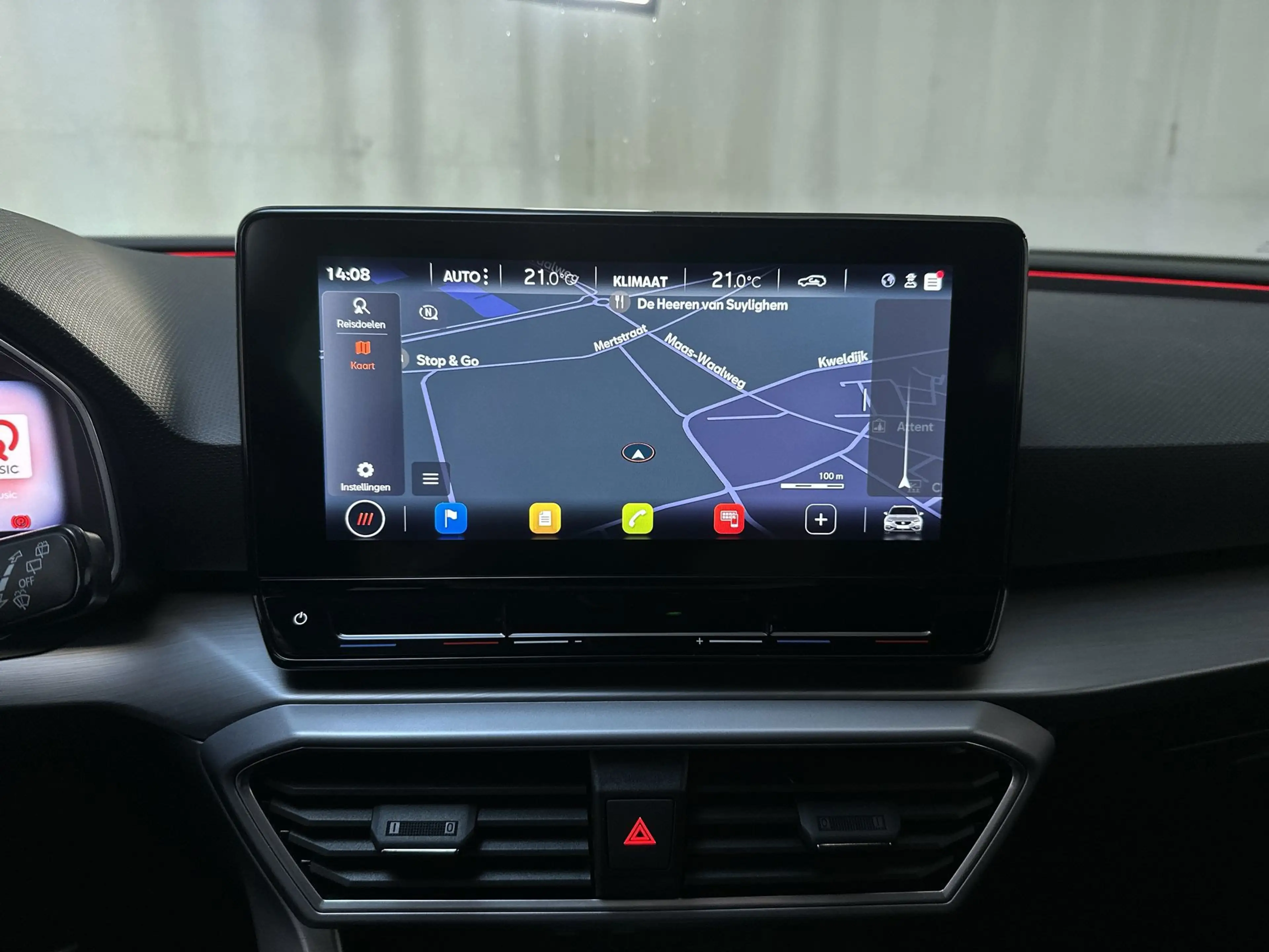 SEAT Leon Sportstourer 1.0 TSI FR Business Intense Camera Sf — photo 13