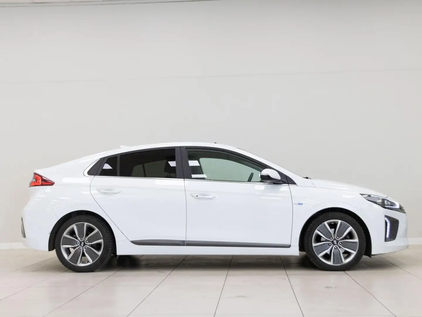Hyundai IONIQ HEV 1.6 GDI Style Blanco - 2