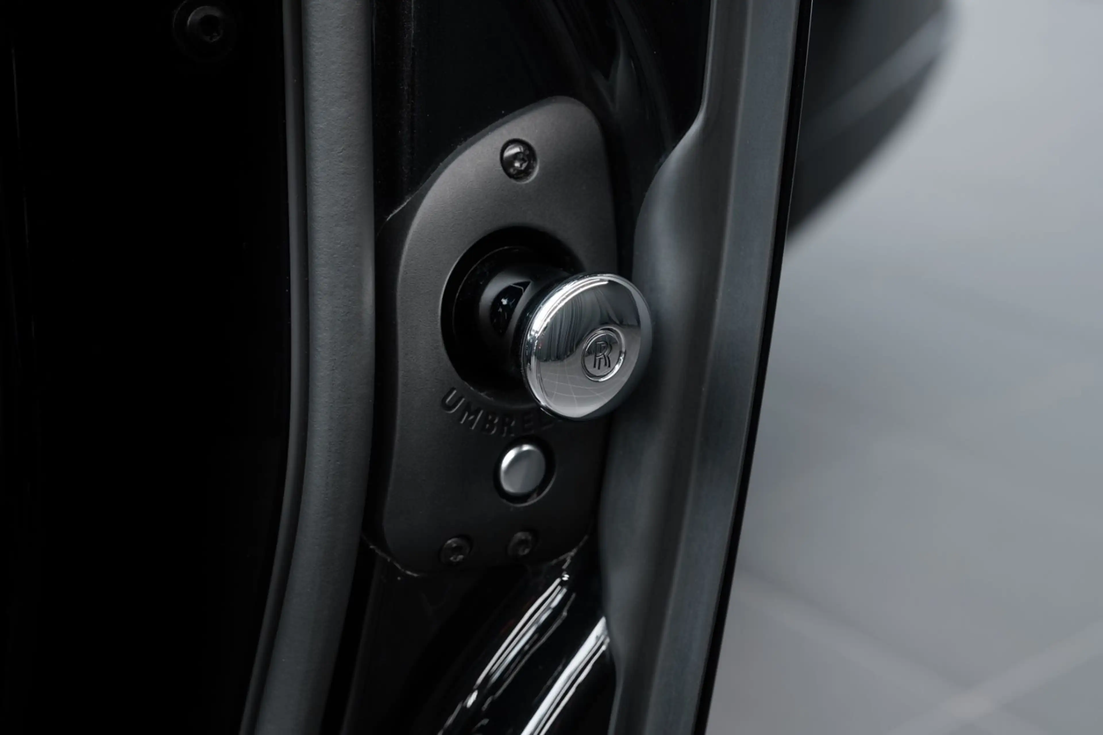 Rolls-Royce Cullinan Black Badge BESPOKE AUDIO/PANO — photo 13
