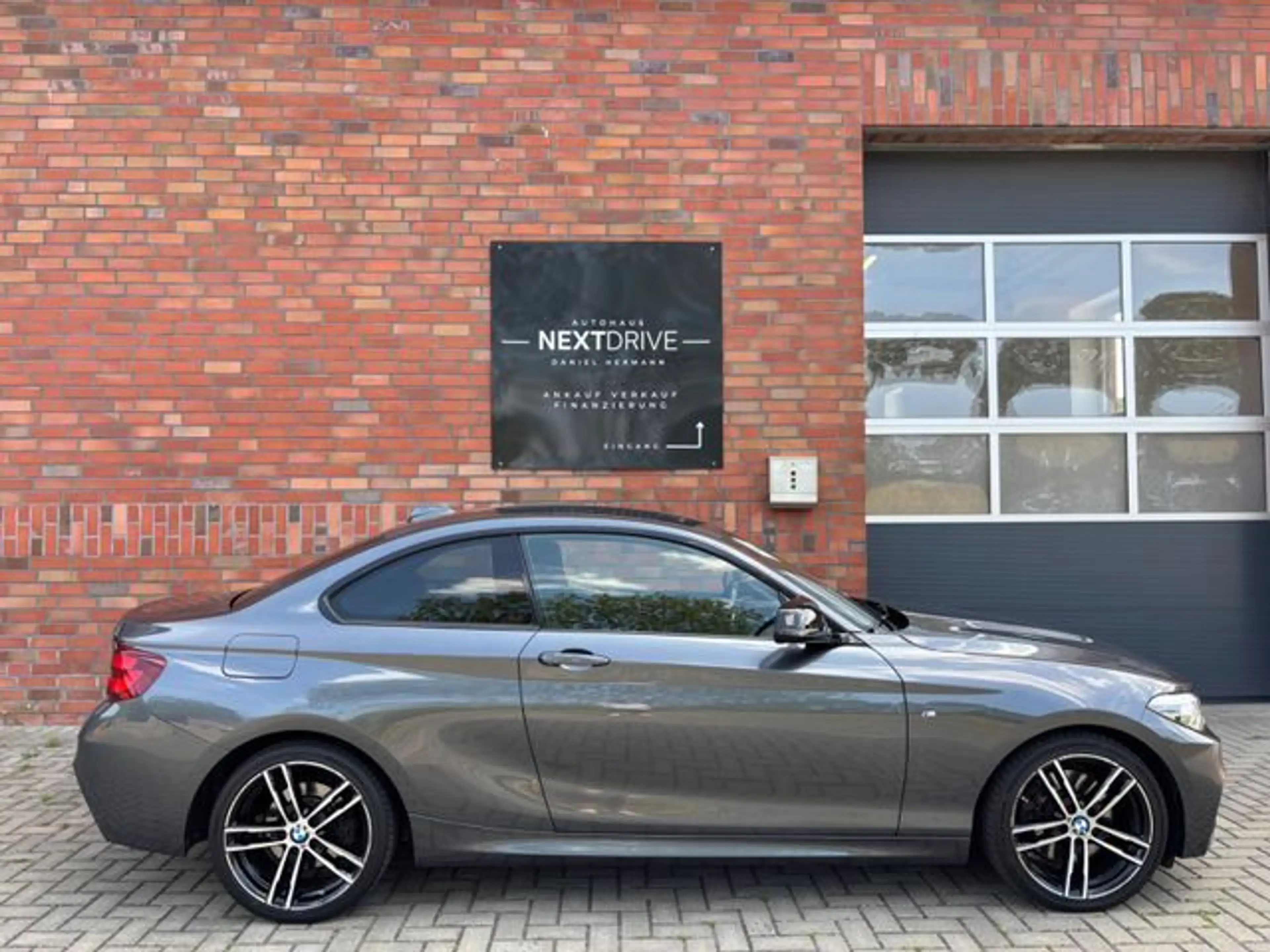 BMW 230 i Coupe *M-Sport*Sp.Aut.HiFi*DEUTSCH — photo 6