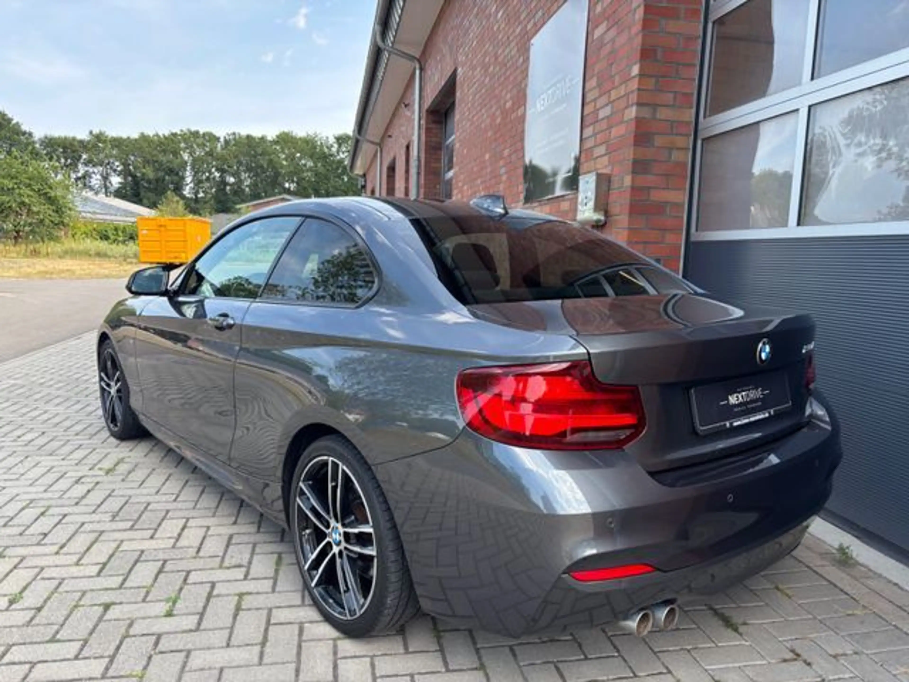 BMW 230 i Coupe *M-Sport*Sp.Aut.HiFi*DEUTSCH — photo 3