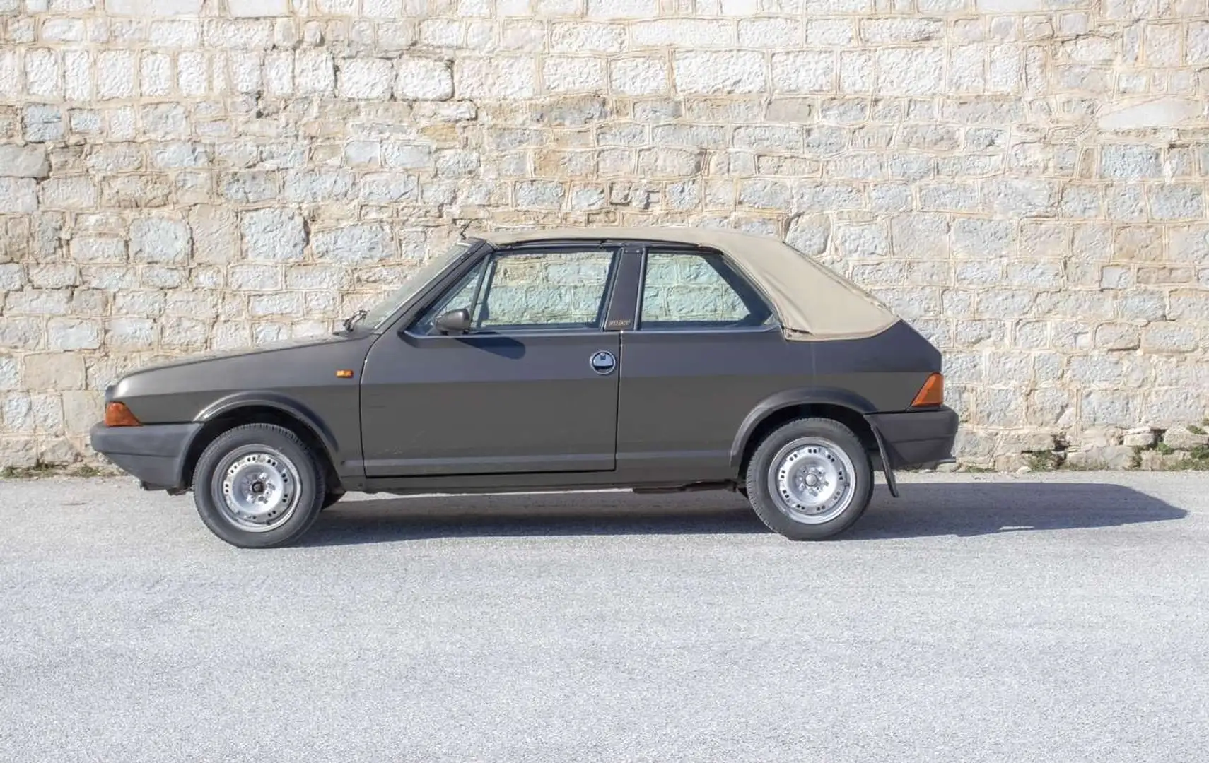 Bertone Cabrio - 1