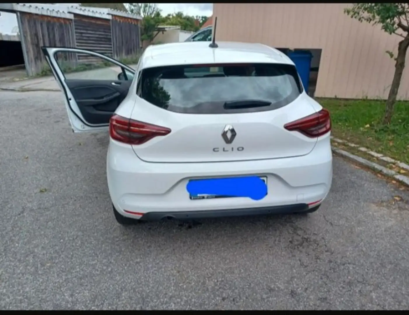 Renault Clio Clio Grandtour 1.2 16V 75 LIMITED 2018 Weiß - 1