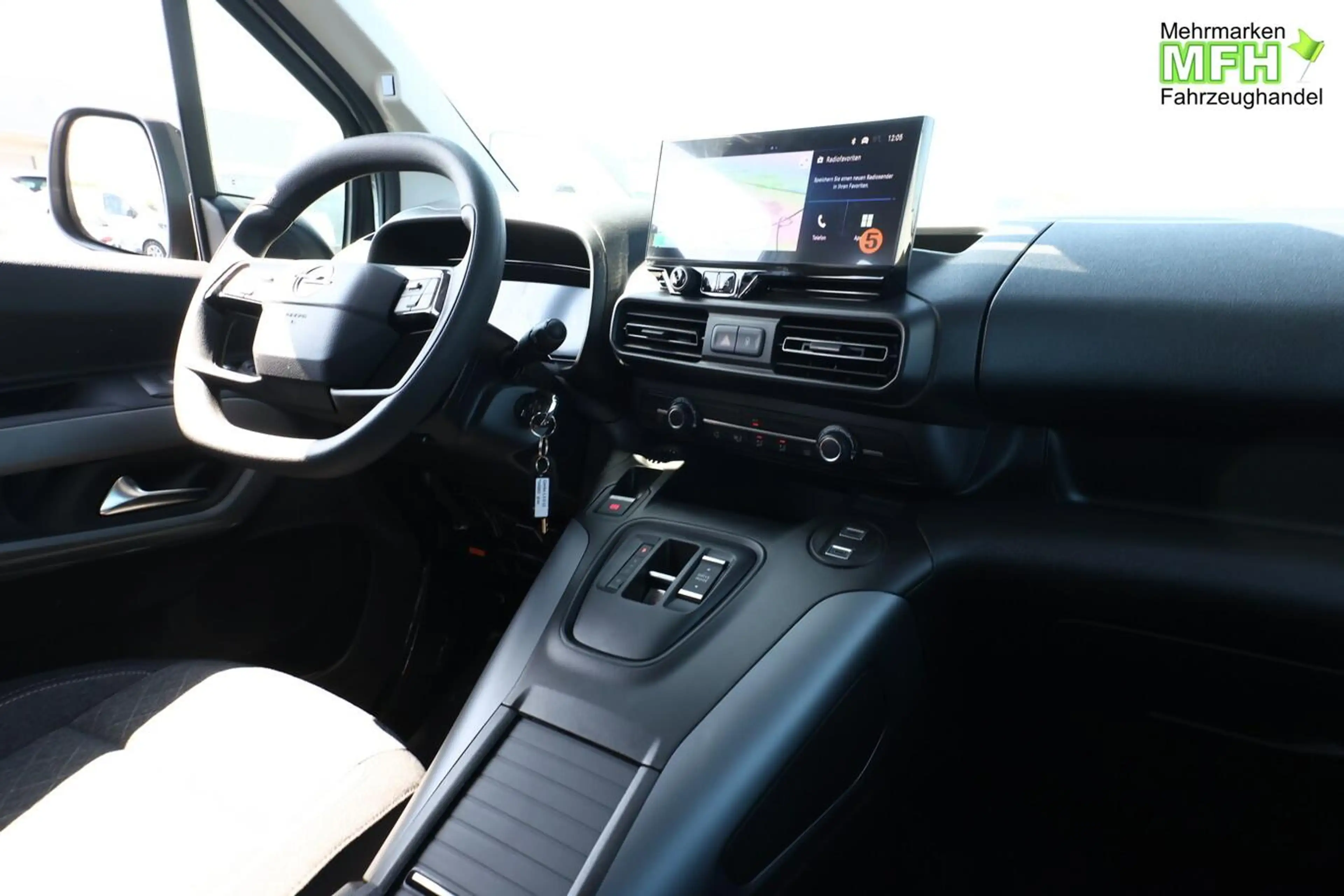Opel Combo AT8 GS Nav10" Kam IntelliLux PDC 96 kW (131 PS)... — photo 8