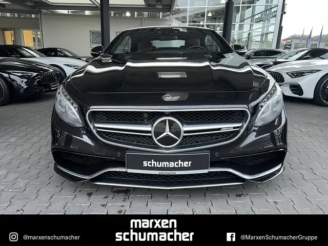 Mercedes-Benz S-Class view 2