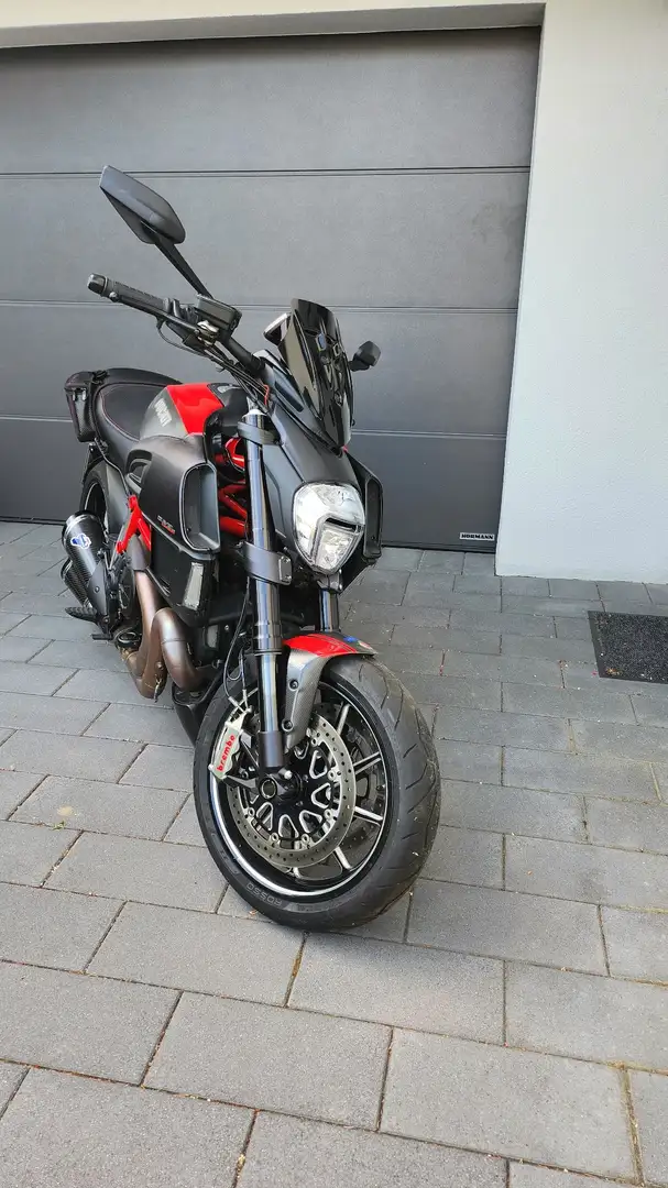 Ducati Diavel Carbon Roşu - 2