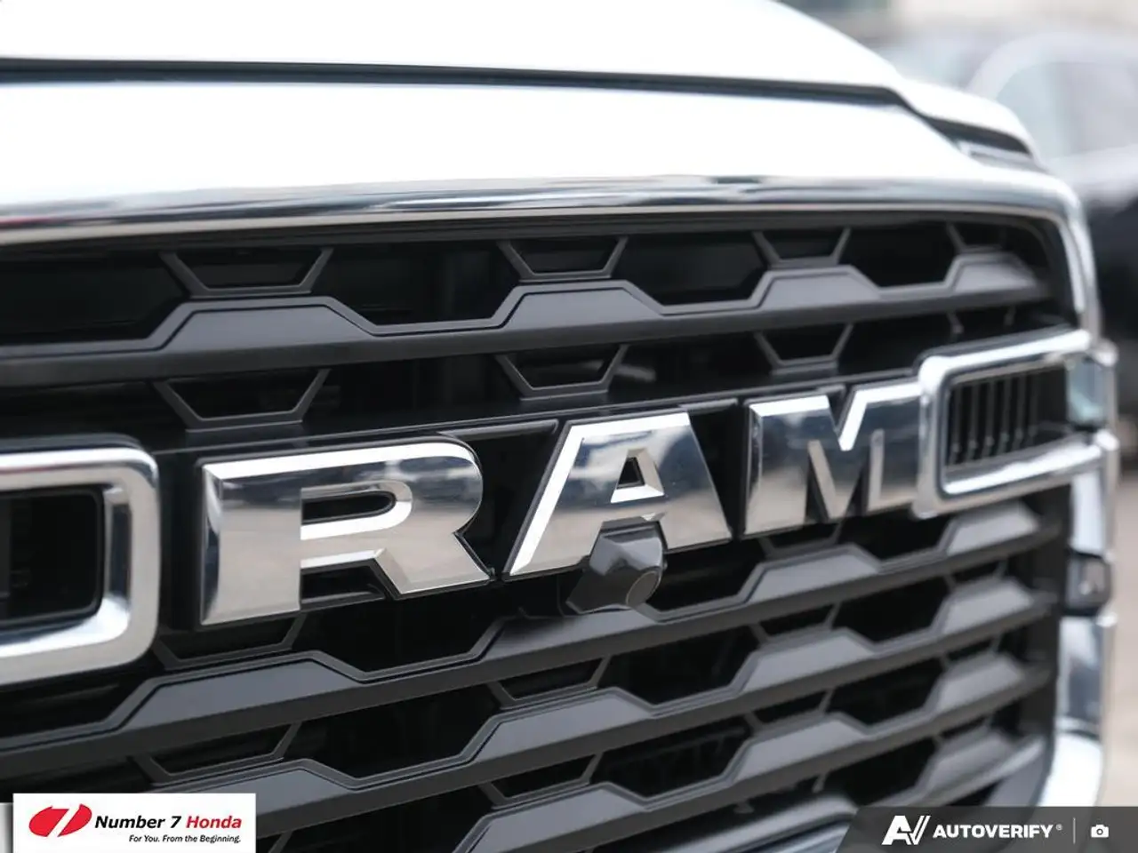 RAM 2500 снимка RAM 2500