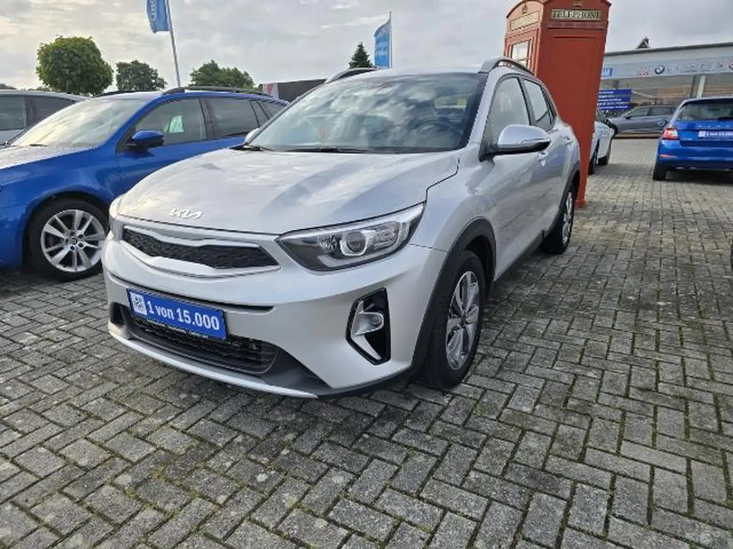 Kia Stonic Vision 1.0 TGDI #ALU #KLIMA #RÜCKFAHRKAMERA #DAB+ Silber - 1