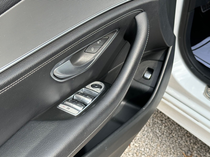 Mercedes-Benz E 220 d *AMG Paket *Head-Up *Led — photo 10
