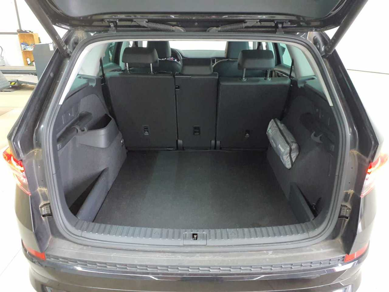 Skoda Kodiaq Kodiaq 2.0 TDI 4x4 L&K STH NAV LEDER — photo 10