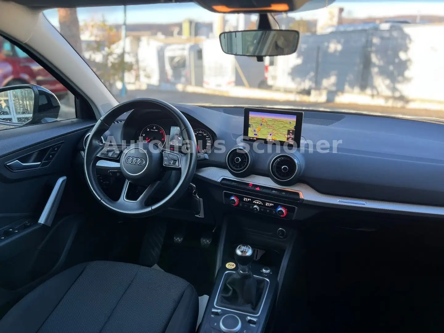 Audi Q2 35 TDI **NAVI*KAMERA*LED** Noir - 2