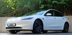 Tesla Model 3 RWD, Highland, HW4, Glasdach, LM 18", NEUWERTIG !!!!!!nd!