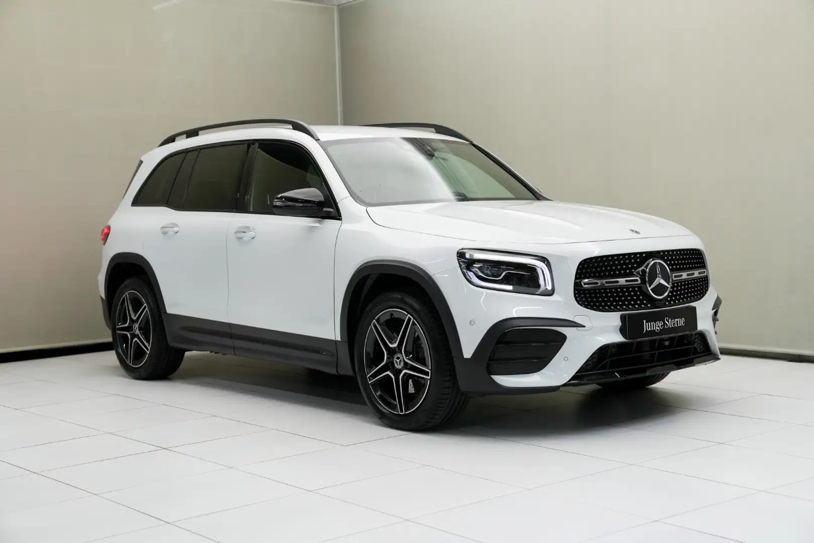 Mercedes-Benz GLB 200 d 4MATIC Night Navi Sport KAM SpurW SpurH Weiß - 1