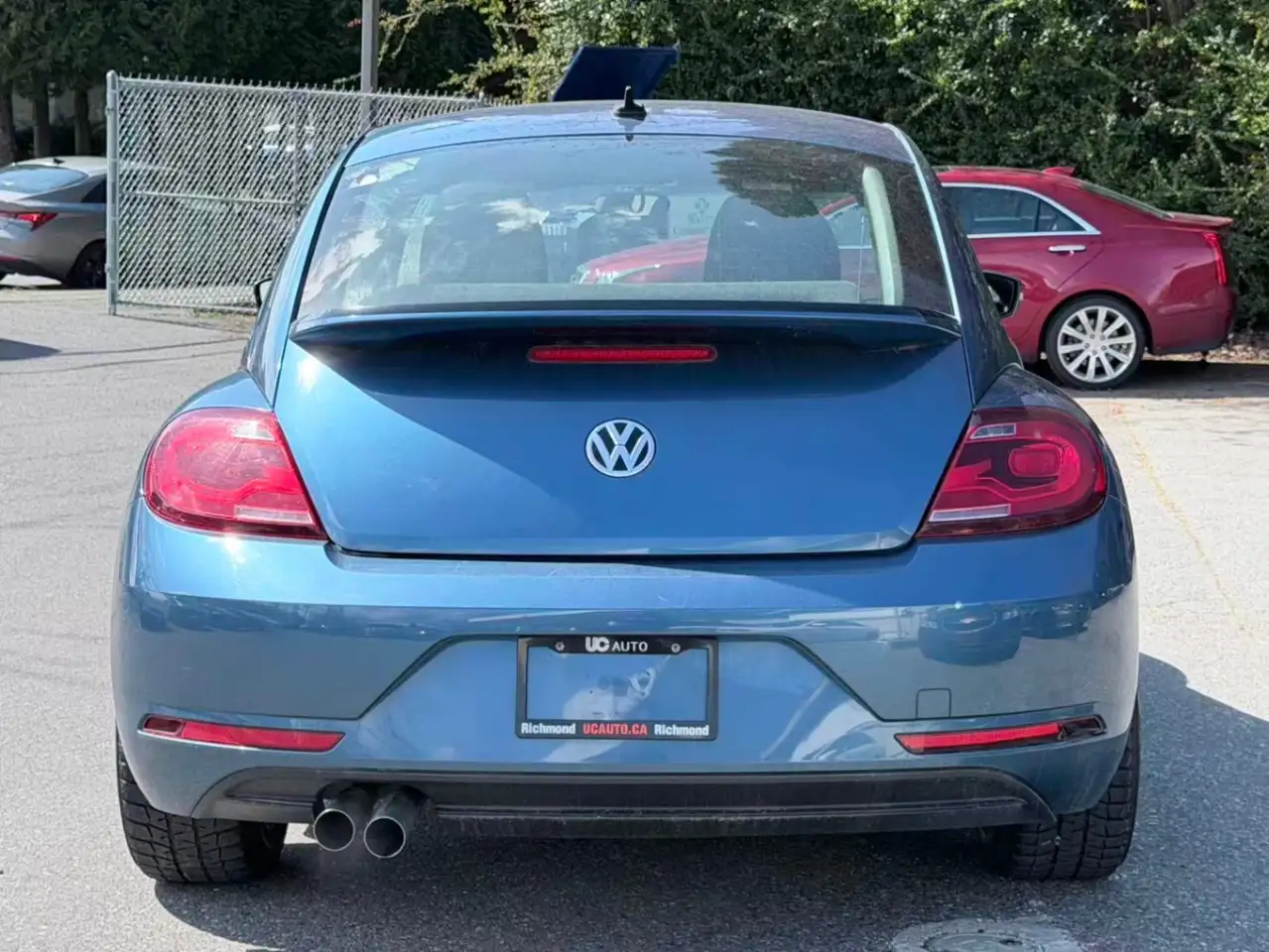 Volkswagen Beetle снимка Volkswagen Beetle
