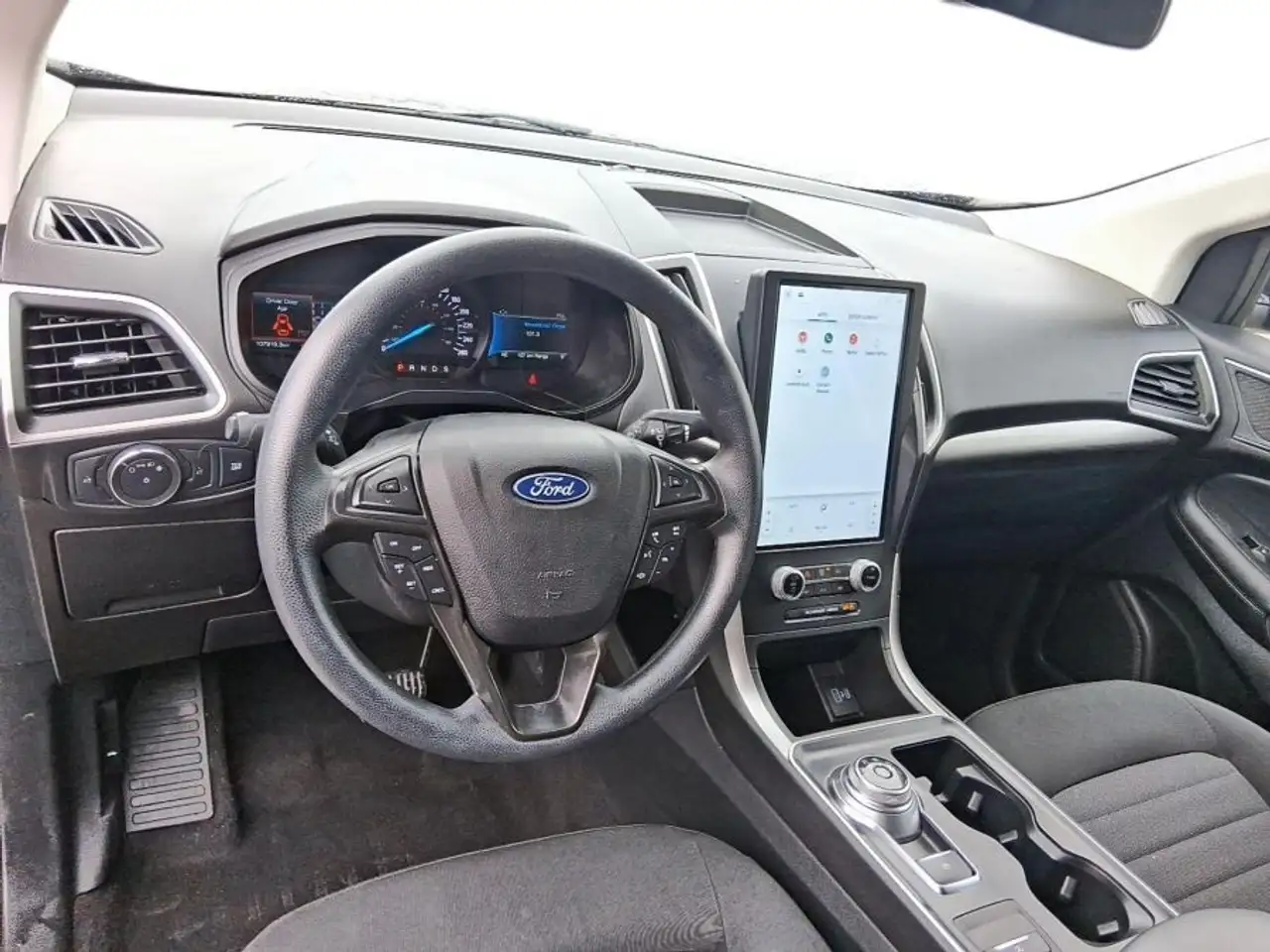 Ford Edge снимка Ford Edge