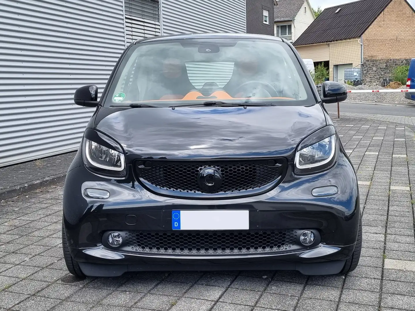 smart forTwo coupe Tiefer 18 Zoll, Edelstahlauspuff Schwarz - 1