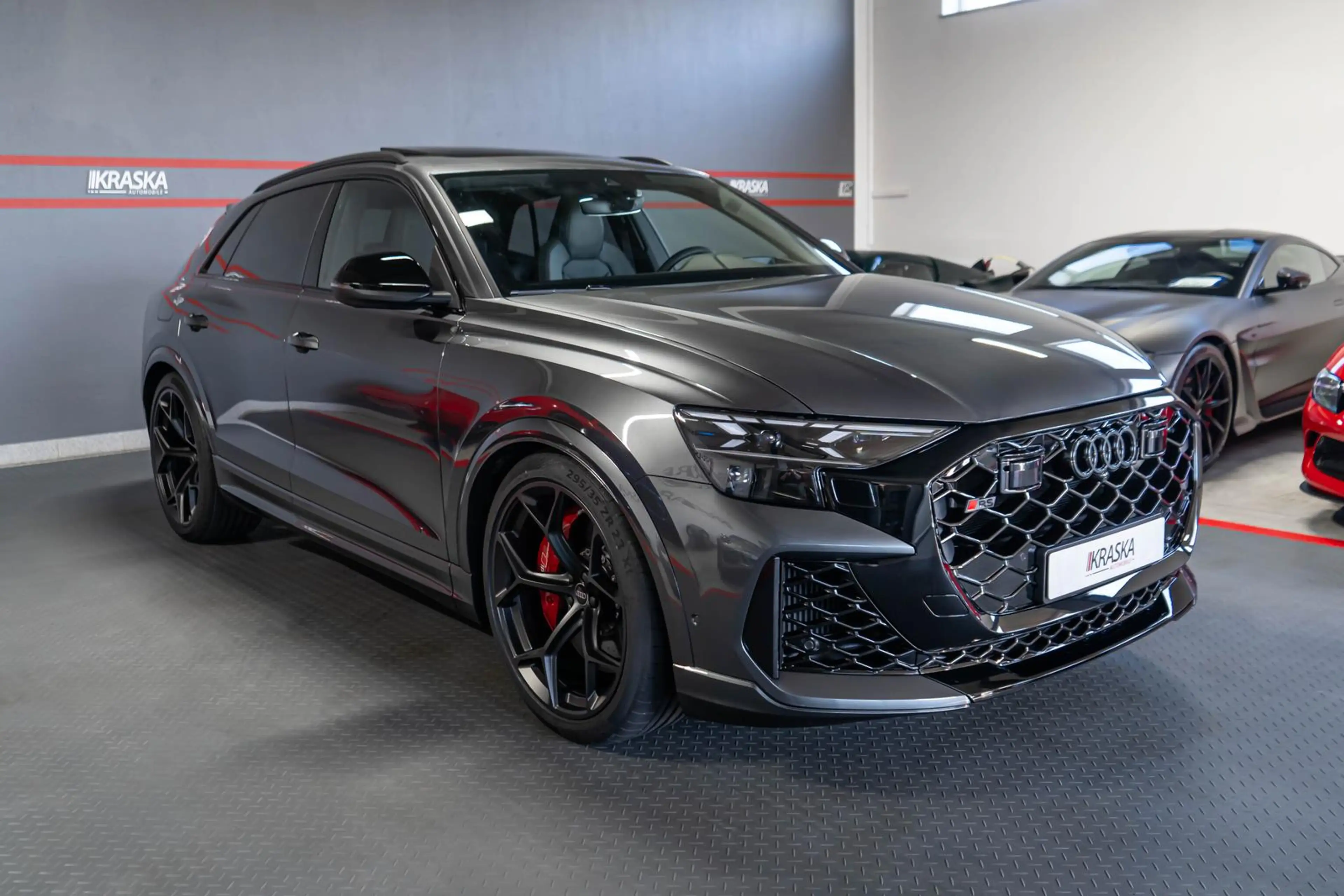 Audi RS Q8 RSQ8 4.0 TFSI performance quattro KERAMIK -ROT — photo 7