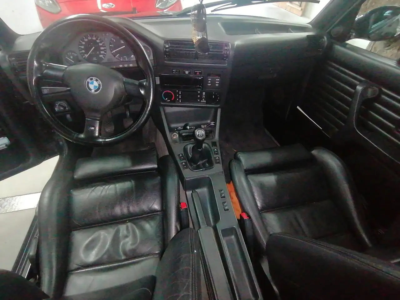 BMW 325i, foto 6