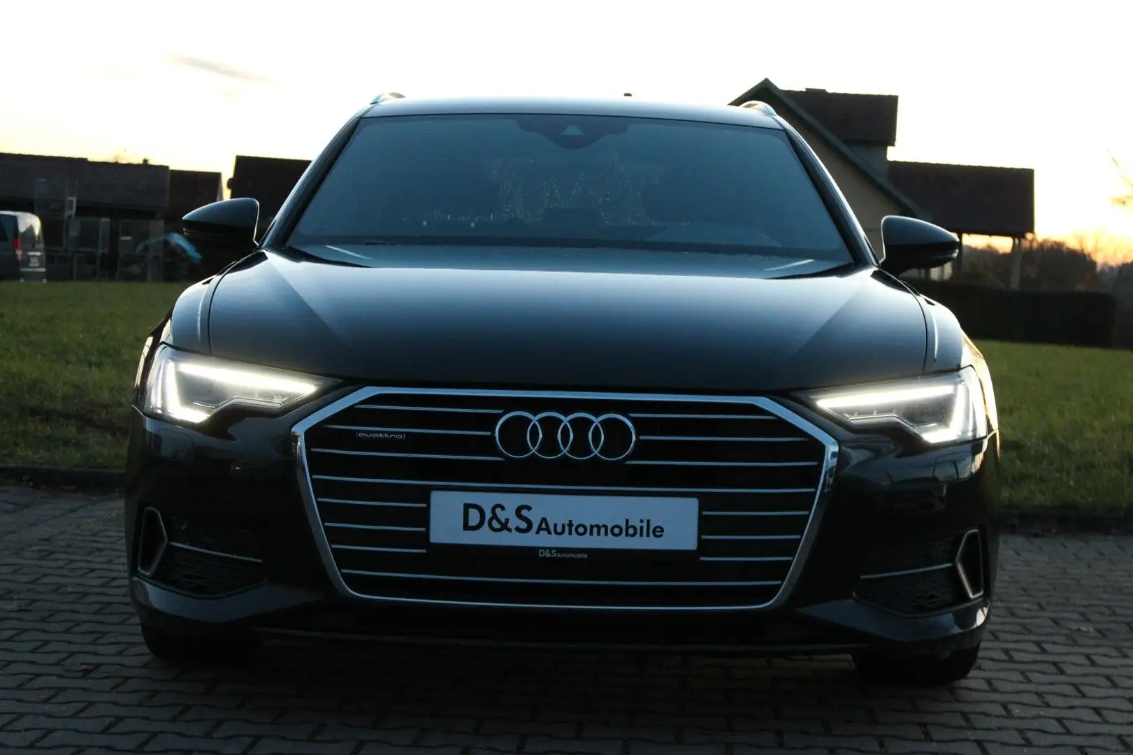 Audi A6 Avant 40 TDI quattro *S-Line*Matrix*DC*Alcant Grau - 2
